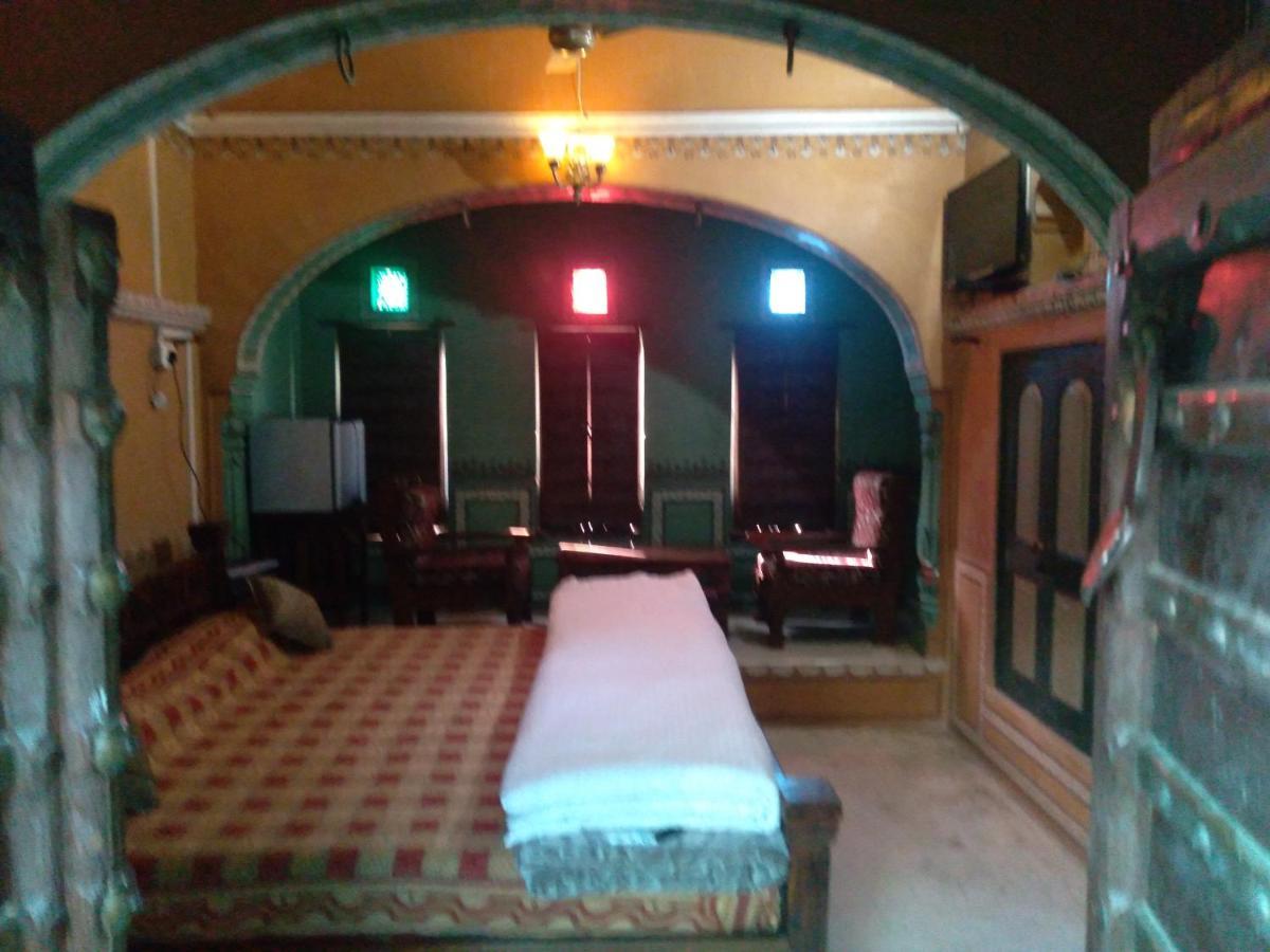 Hotel Radhika Haveli, Mandawa Mandāwa Dış mekan fotoğraf